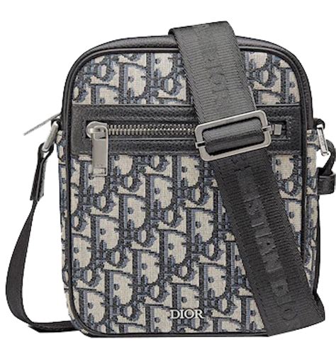 dior messenger pouch